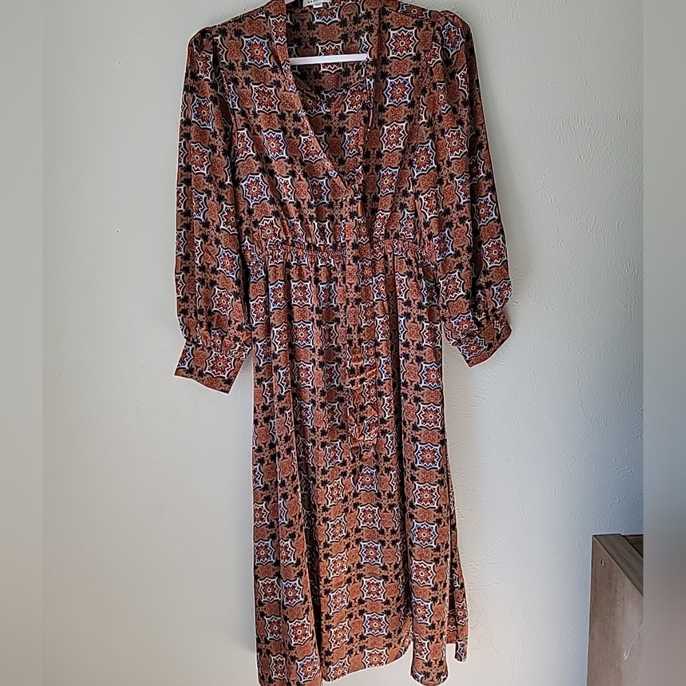 Molly Bracken Fall Satin Maxi Dress XL